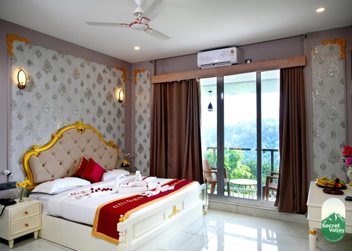 WhatsApp Image 2025-11-06 at 11.58.32 AM