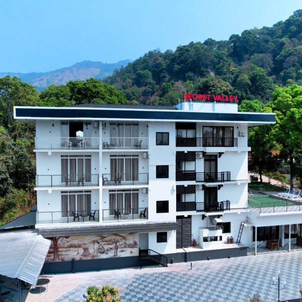 WhatsApp Image 2025-11-06 at 11.58.34 AM (2)